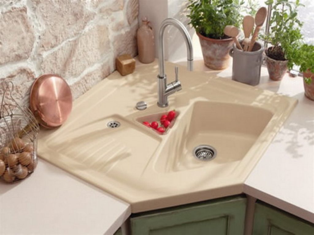 corner kitchen sink with tile backsplash