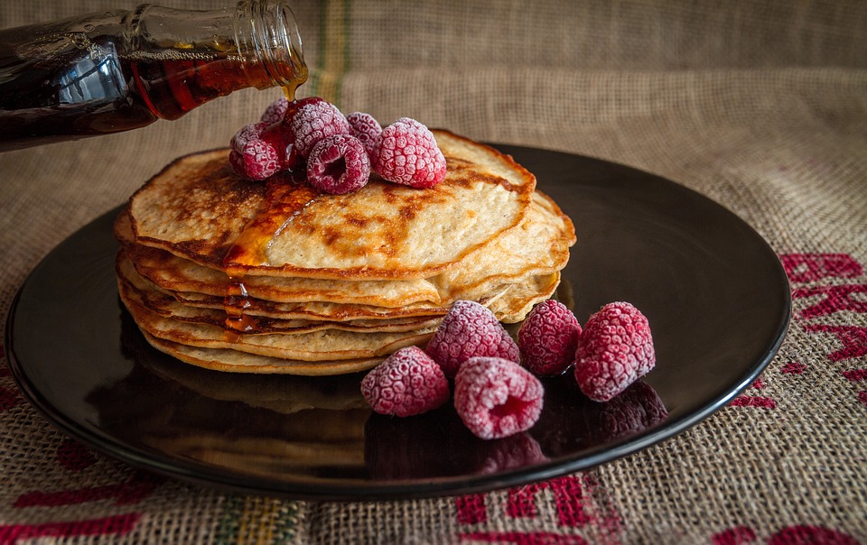 pancakes with fruit