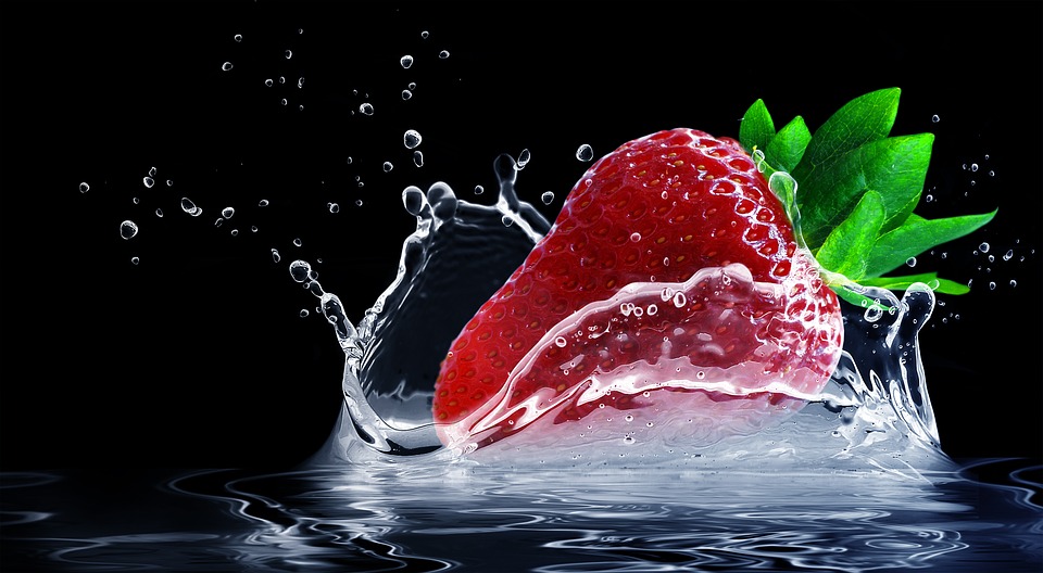 strawberries clean fruit