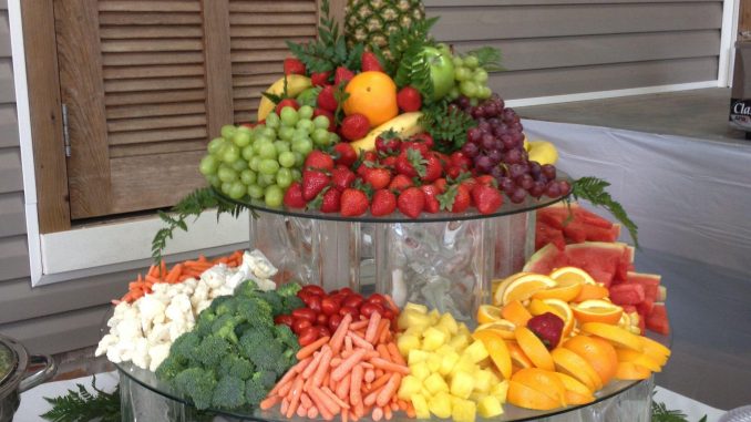 catering with fruit