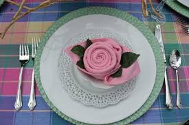 rose napkin folding