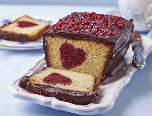 hidden heart cake dessert