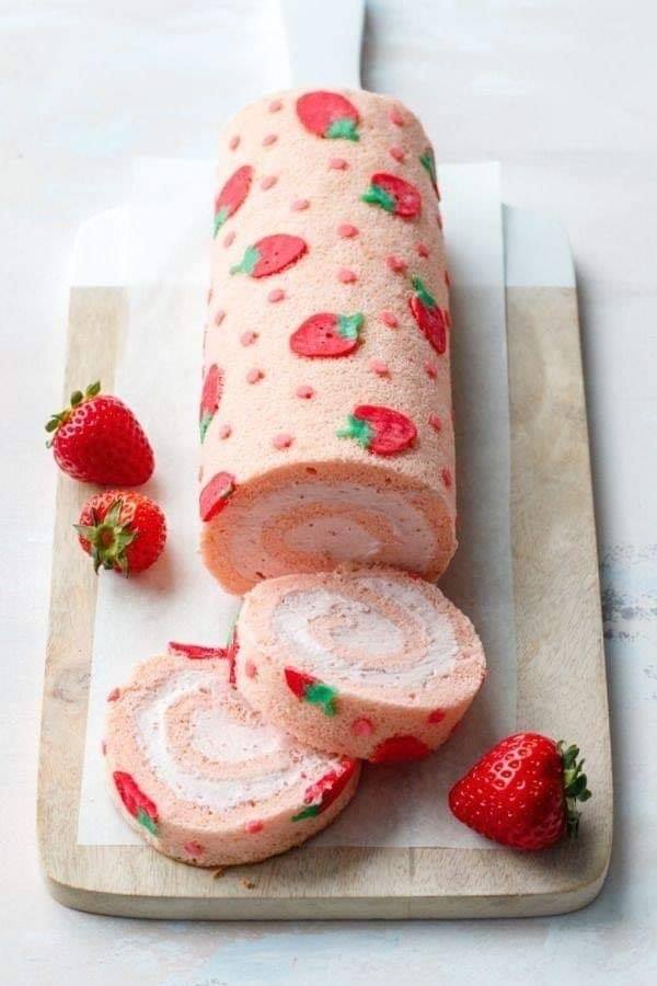 strawberry roll cake