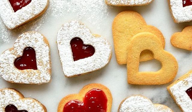 heart shaped cookies